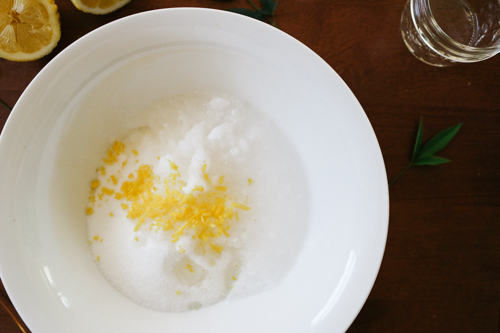 easy-all-natural-lemon-sugar-scrub-in-mixing-bowl
