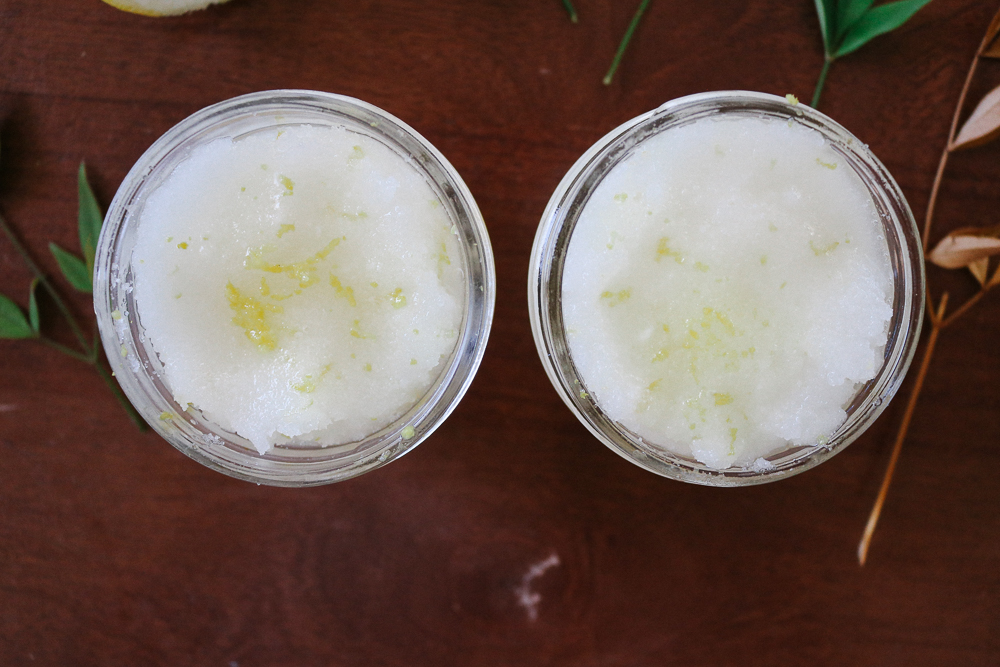 easy-all-natural-lemon-sugar-scrub-in-mason-jar